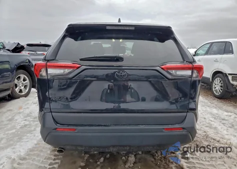 2024 Toyota Rav4 Le z USA, uszkodzony, nr VIN 2T3K1RFV9RW362611